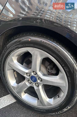 Седан Ford Fusion 2014 в 