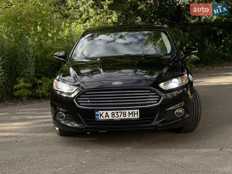 Седан Ford Fusion 2015 в Киеве
