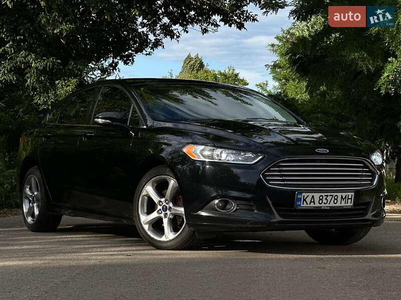 Седан Ford Fusion 2015 в Киеве