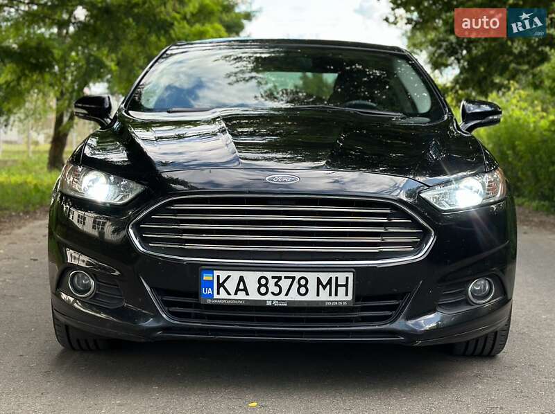 Седан Ford Fusion 2015 в Киеве