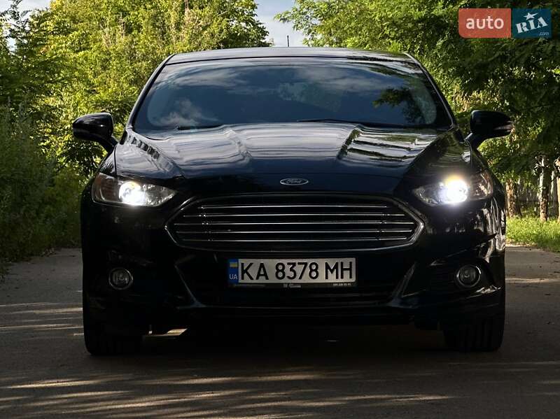 Седан Ford Fusion 2015 в Киеве