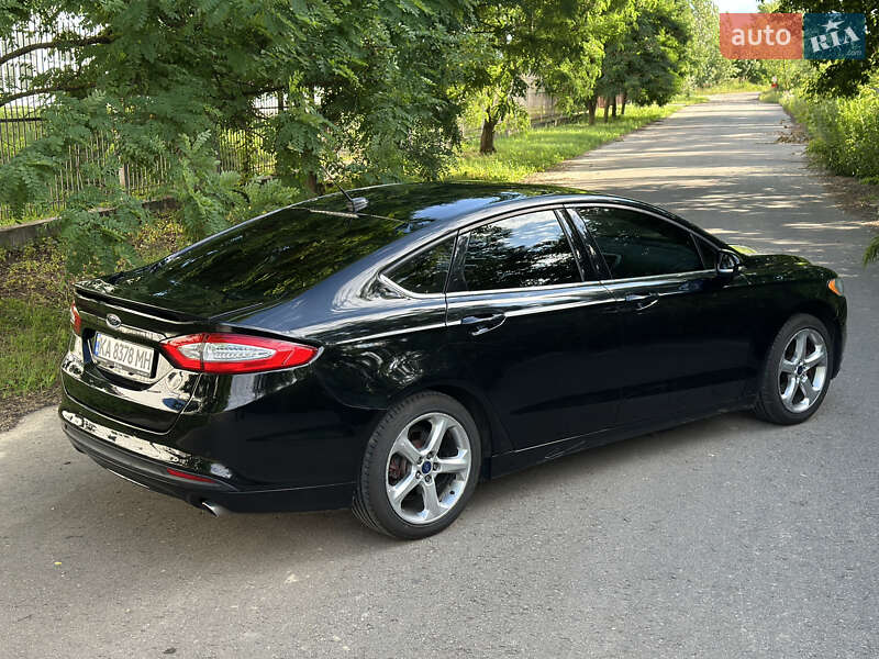 Седан Ford Fusion 2015 в Киеве