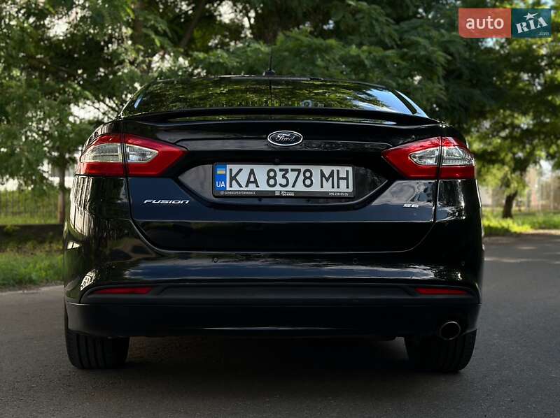 Седан Ford Fusion 2015 в Киеве