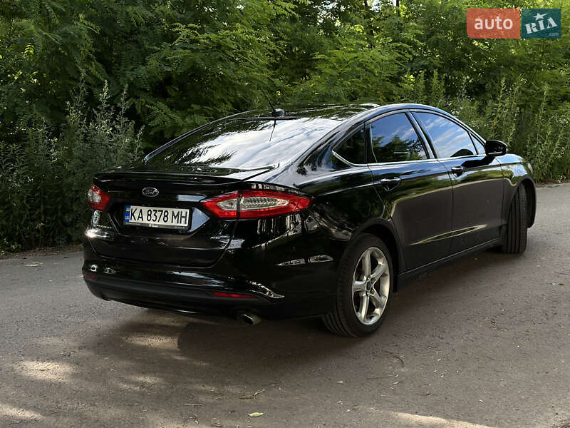 Седан Ford Fusion 2015 в Киеве