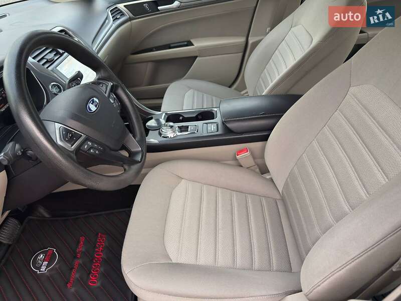 Седан Ford Fusion 2019 в Харькове