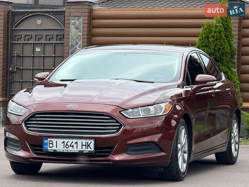 Седан Ford Fusion 2015 в Києві
