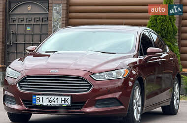 Седан Ford Fusion 2015 в 