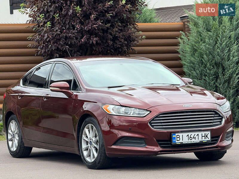 Седан Ford Fusion 2015 в Києві