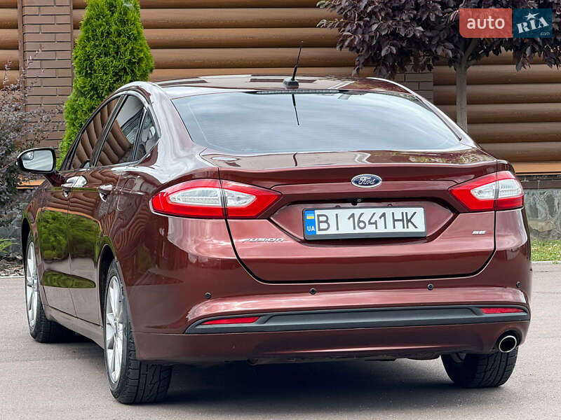 Седан Ford Fusion 2015 в Києві