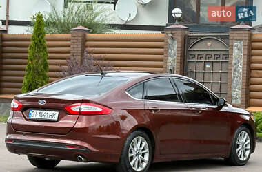 Седан Ford Fusion 2015 в 