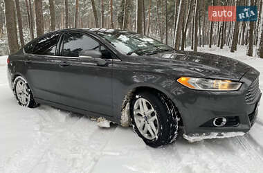 Седан Ford Fusion 2015 в Сумах
