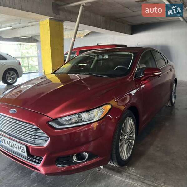 Седан Ford Fusion 2015 в Львове