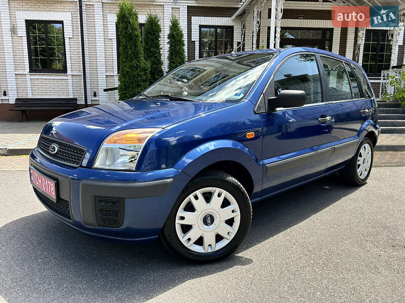 Хэтчбек Ford Fusion 2007 в 