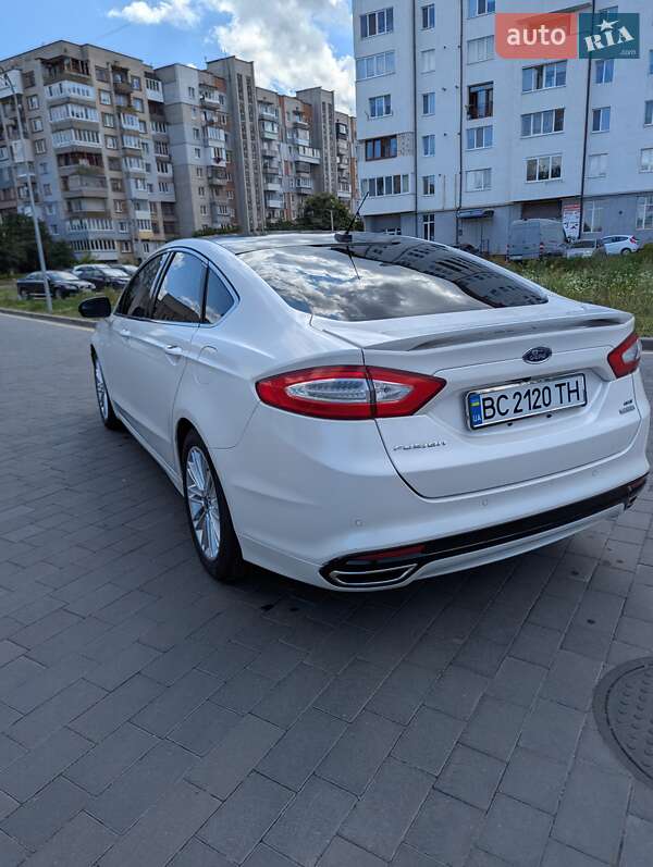 Седан Ford Fusion 2015 в Шептицькому