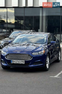 Седан Ford Fusion 2014 в 