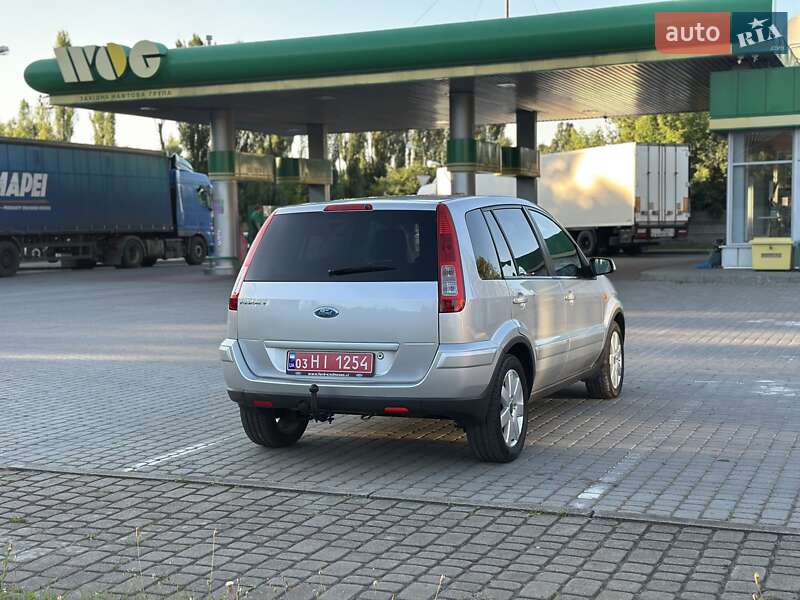 Хетчбек Ford Fusion 2006 в Коростені
