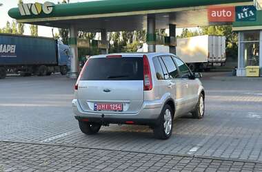 Хэтчбек Ford Fusion 2006 в 