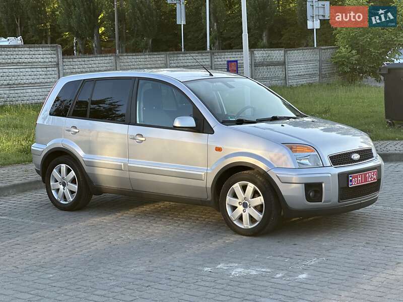 Хетчбек Ford Fusion 2006 в Коростені