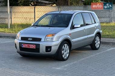 Хэтчбек Ford Fusion 2006 в 