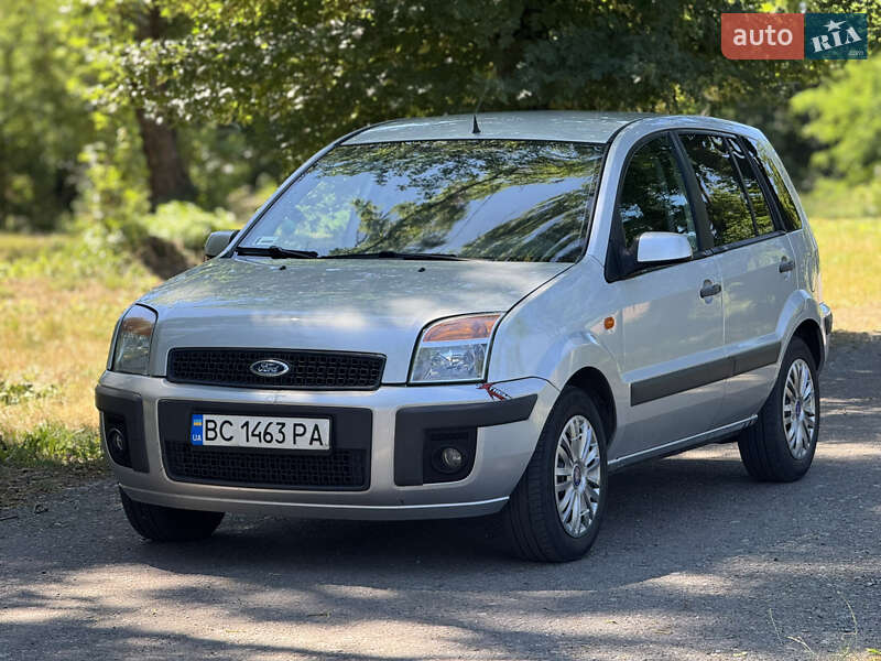 Хэтчбек Ford Fusion 2008 в Звягеле