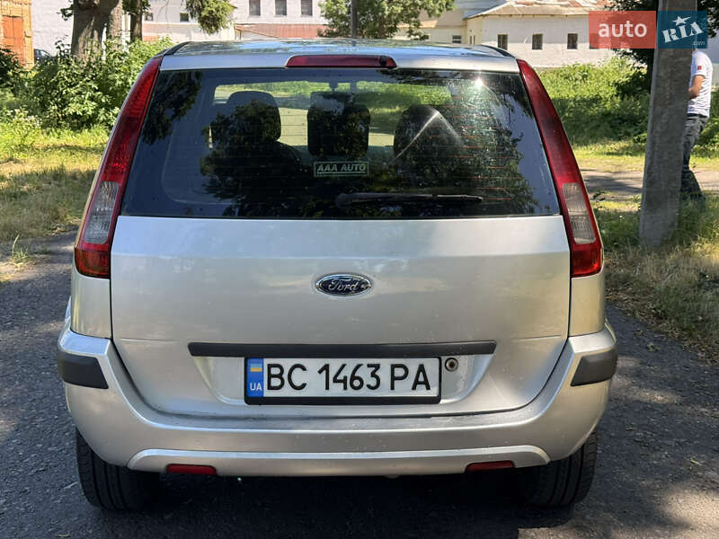 Хэтчбек Ford Fusion 2008 в Звягеле