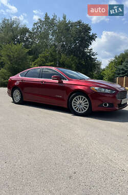 Седан Ford Fusion 2014 в 