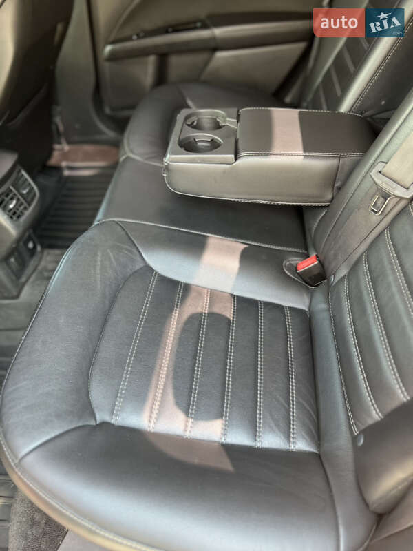 Седан Ford Fusion 2014 в Дніпрі