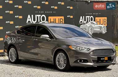 Седан Ford Fusion 2014 в 