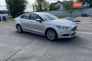 Седан Ford Fusion 2017 в 