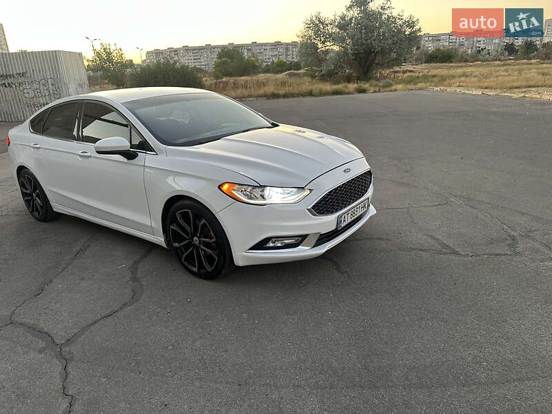 Седан Ford Fusion 2017 в Херсоне