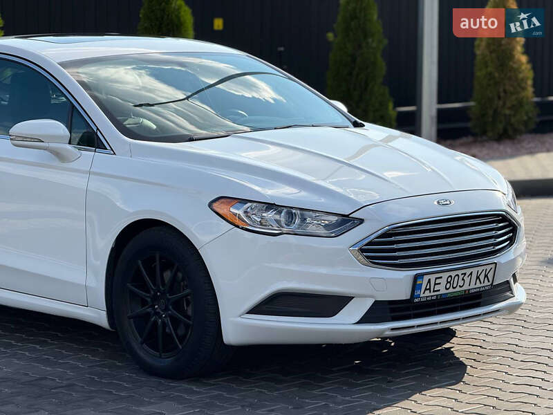 Седан Ford Fusion 2016 в Дніпрі