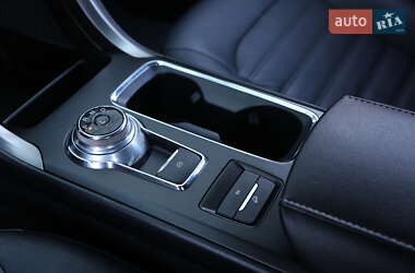 Седан Ford Fusion 2016 в 