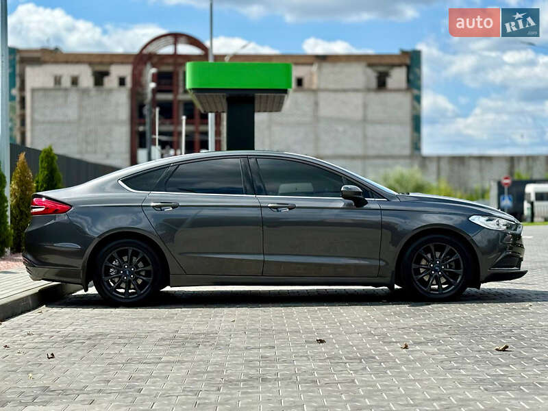 Седан Ford Fusion 2016 в Днепре