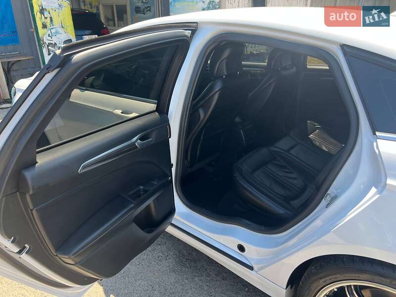 Седан Ford Fusion 2019 в Полтаві