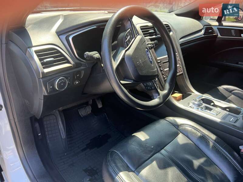 Седан Ford Fusion 2019 в Полтаві