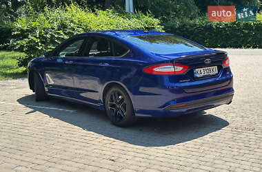 Седан Ford Fusion 2014 в 