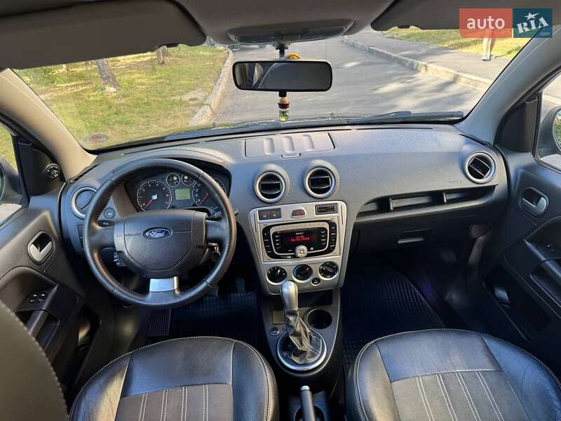 Хэтчбек Ford Fusion 2009 в Виннице