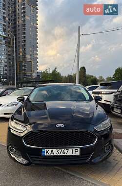 Седан Ford Fusion 2015 в 