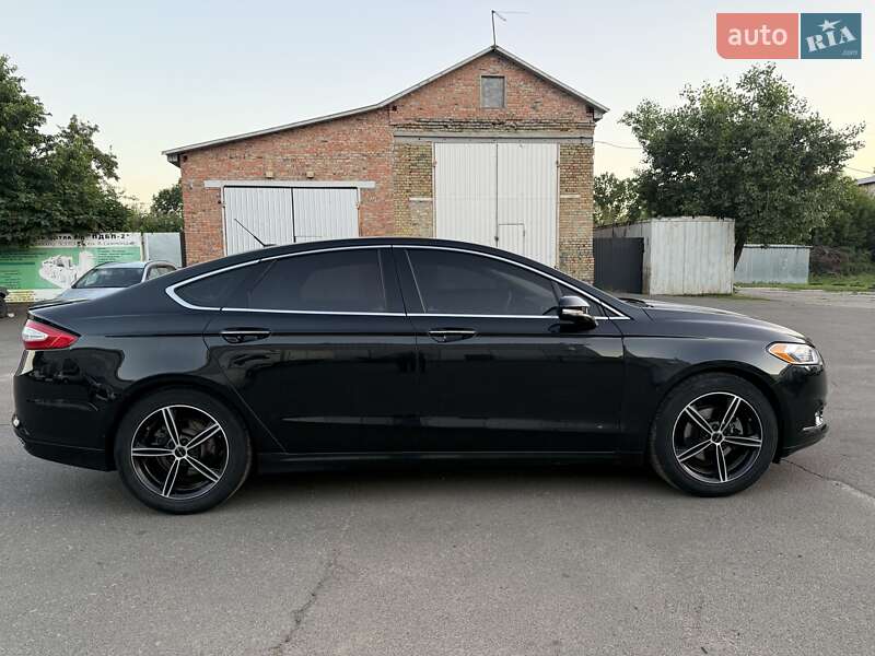 Седан Ford Fusion 2014 в Лохвиці