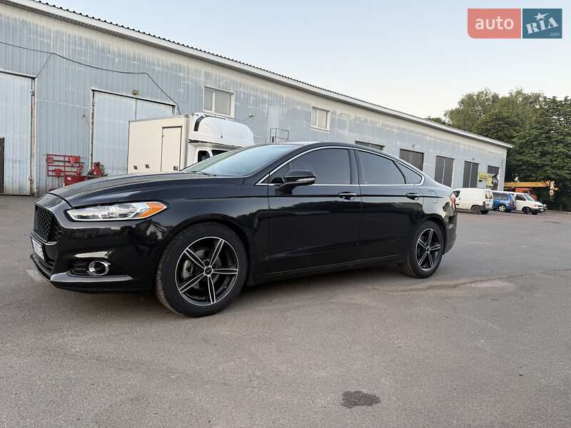 Седан Ford Fusion 2014 в Лохвиці