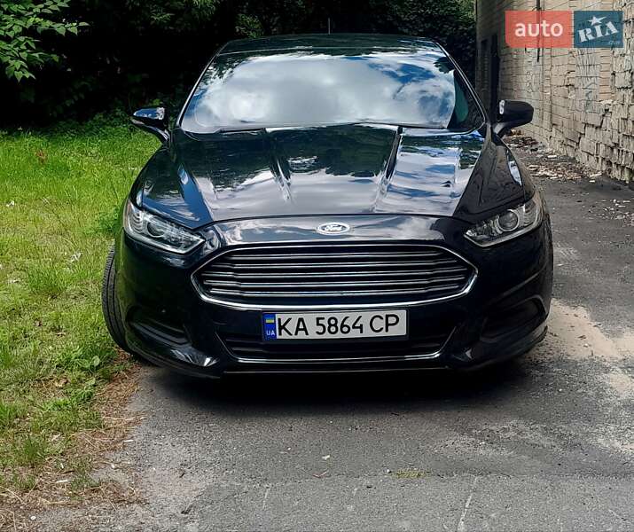 Седан Ford Fusion 2014 в Киеве