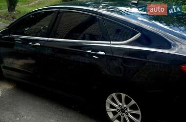 Седан Ford Fusion 2014 в 