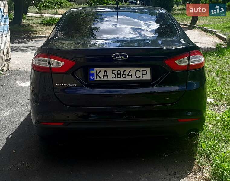 Седан Ford Fusion 2014 в Киеве