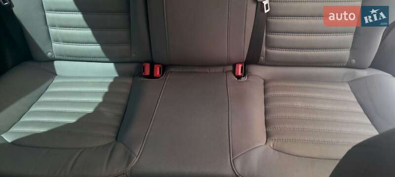 Седан Ford Fusion 2014 в Києві