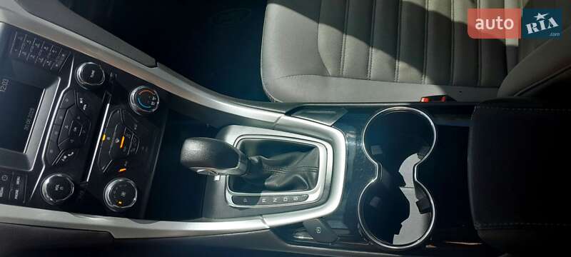 Седан Ford Fusion 2014 в Києві