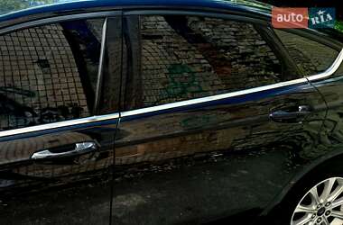Седан Ford Fusion 2014 в 