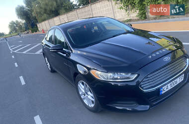Седан Ford Fusion 2013 в 