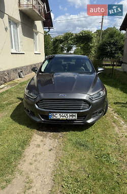 Седан Ford Fusion 2015 в 