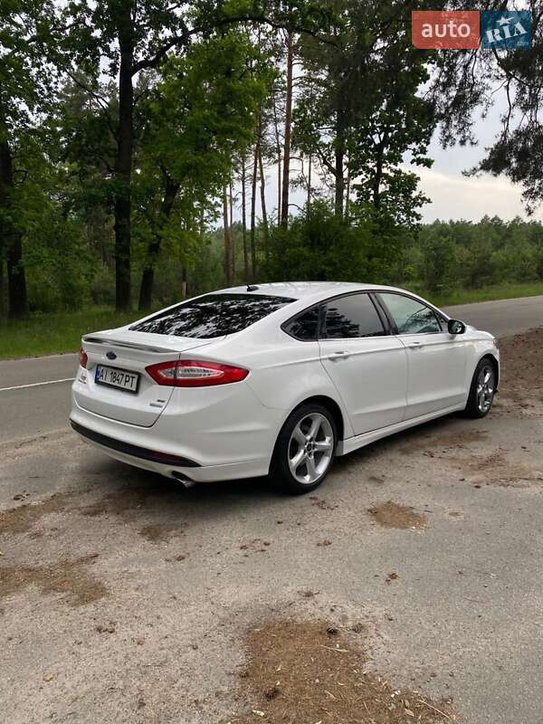Седан Ford Fusion 2013 в Клавдиевом-Тарасове