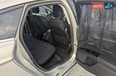 Седан Ford Fusion 2014 в 